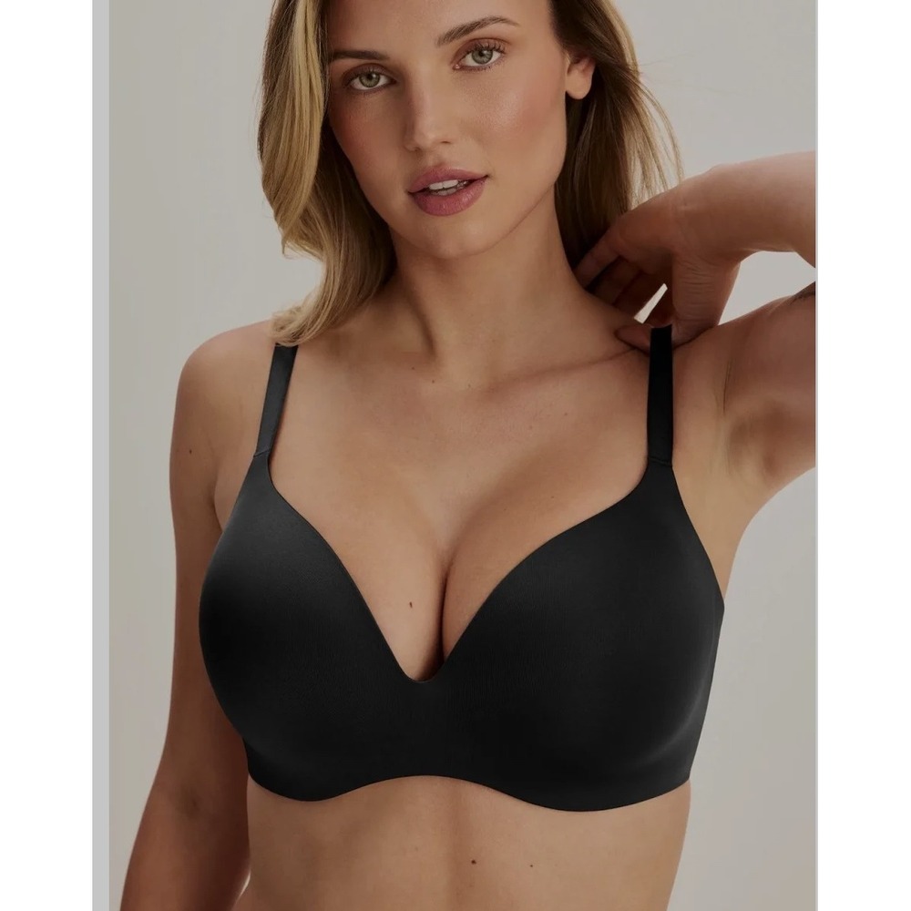 Knix WingWoman Contour Bra Black Size 8 Wireless Plunge Molded